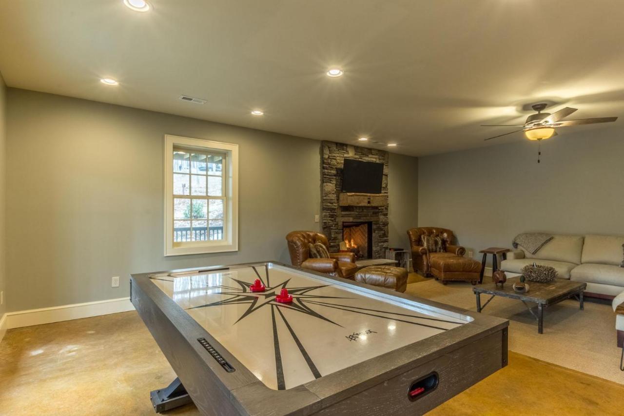 Sweet Retreat At Sweetgrass Villa Blowing Rock Exterior photo